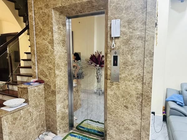 NHÀ ĐẸP NGỌC LÂM – DÂN XÂY – THANG MÁY – HIẾM CÓ KHÓ TÌM