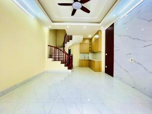 Bán gấp nhà mới tinh còn thơm mùi sơn