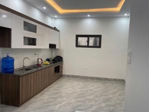 Bán nhà Tân Hội Đan Phượng 45 m2, 5 tầng, giá còn lâu mới tới 6 tỷ, hàng xóm Vincom