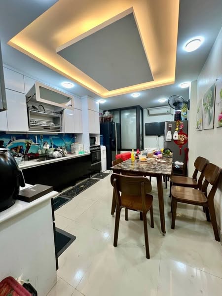 Phố Huế TRUNG TÂM HAI BÀ  Diện tích 37m x5 tầng = 12 tỷ