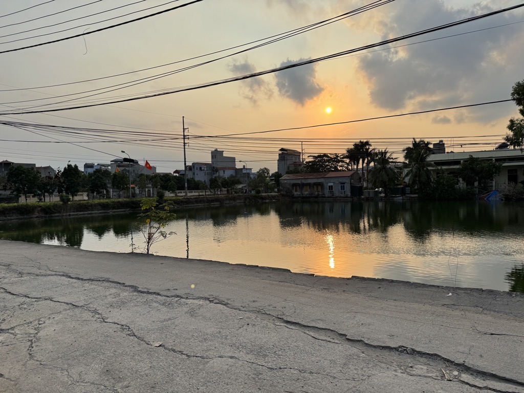 ​​​​​​​Ngõ ao cá Thôn Mùi , Thanh Oai bán nhà gấp , Diện tích 41m 5 tỷ