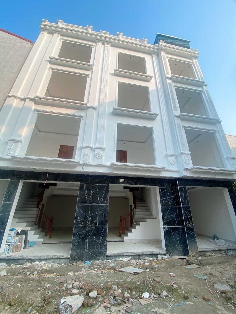Bán nhà Thôn Thượng nhà đẹp ngõ oto đi vài bước oto đỗ Diện tích 35m - 4,25 tỷ