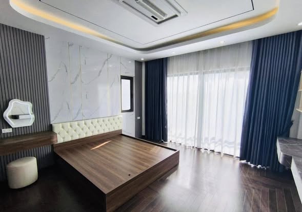 Nhà đẹp Tứ Hiệp 50m2 4 tầng. 5 ngủ mới toanh.