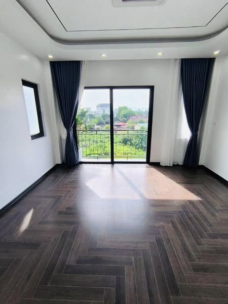 Nhà đẹp Tứ Hiệp 50m2 4 tầng. 5 ngủ mới toanh.