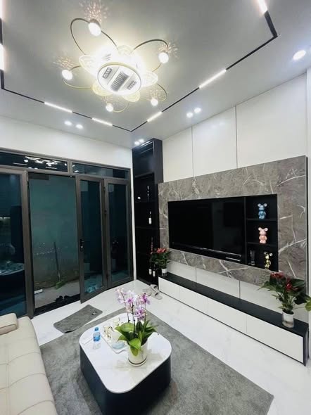 BÁN NHÀ BẠCH MAI – TRUNG TÂM HAI BÀ TRƯNG | 25M² x 5 TẦNG – FULL NỘI THẤT – 60M RA Ô TÔ