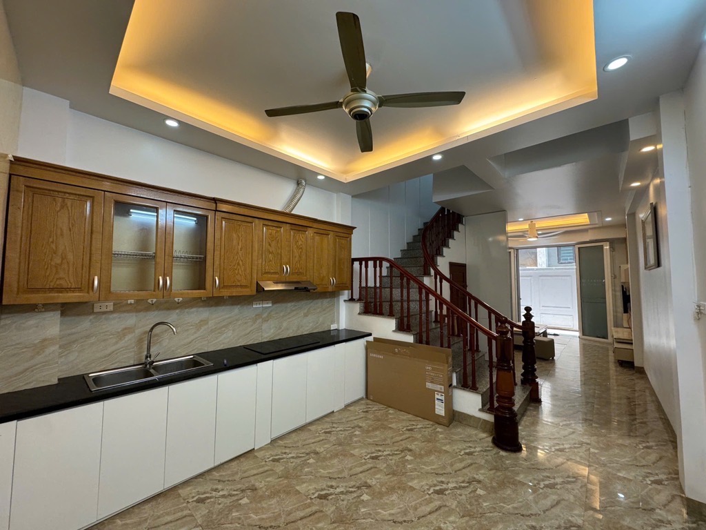 Nha ngọc thuỵ diện tích rộng