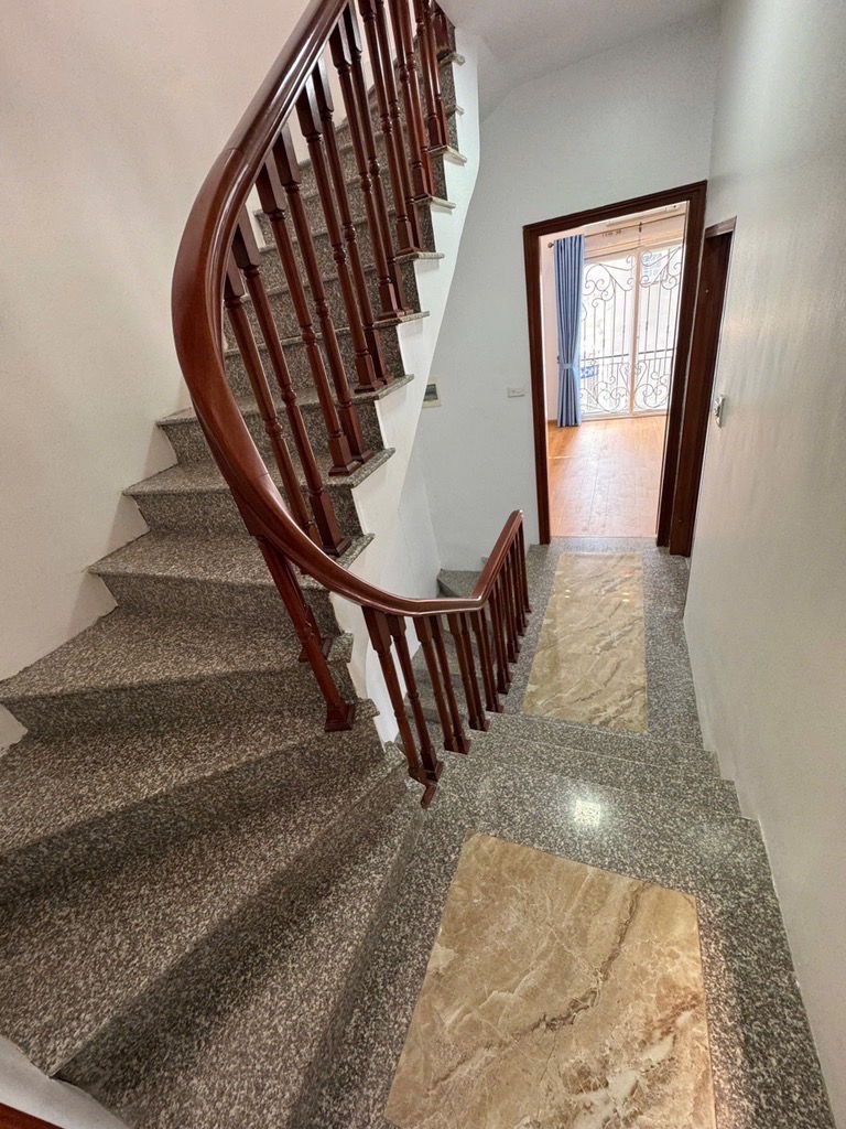 Nha ngọc thuỵ diện tích rộng