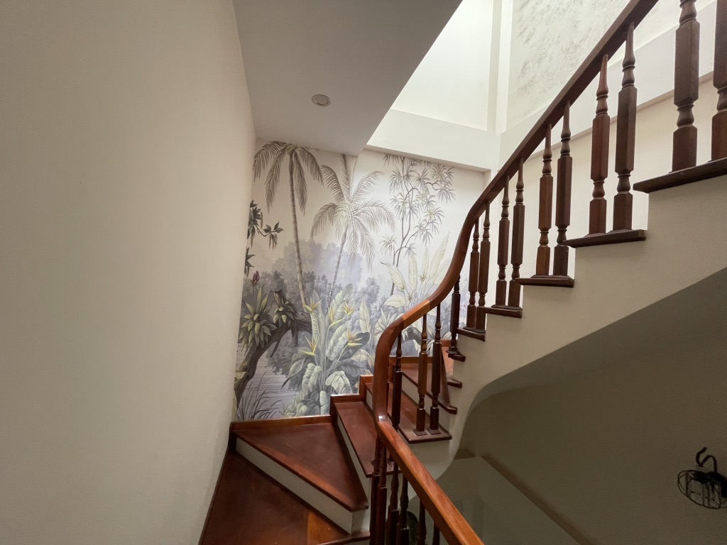 Nhà hiếm,ô tô đỗ cửa ,cách 15m ra ô tô