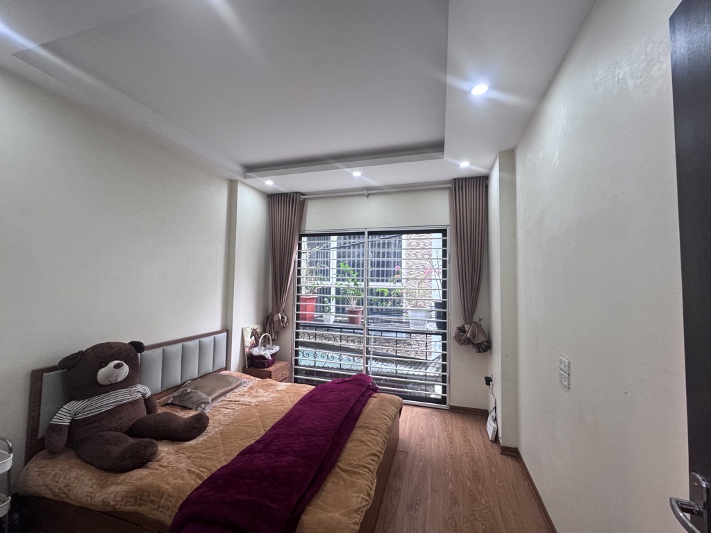 Ngọc thuỵ ô tô đỗ cửa , nhà đẹp, kinh doanh nhỏ