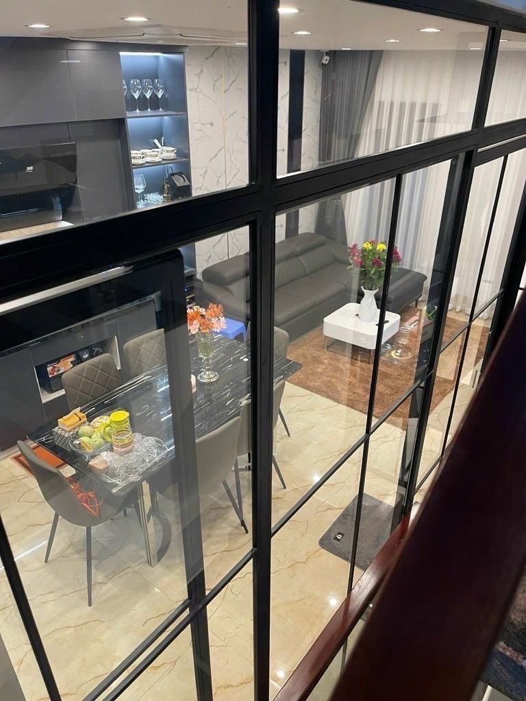 BÁN NHÀ ĐỨC GIANG LONG BIÊN, NHÀ MỚI ĐẸP FULL NỘI THẤT, MẶT PHỐ Ô TÔ TRÁNH