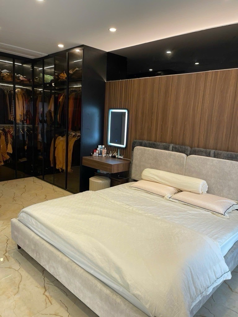 BÁN NHÀ ĐỨC GIANG LONG BIÊN, NHÀ MỚI ĐẸP FULL NỘI THẤT, MẶT PHỐ Ô TÔ TRÁNH