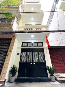 Ngọc Thuỵ 2 thoáng,ở sướng,oto đỗ, nhà mới