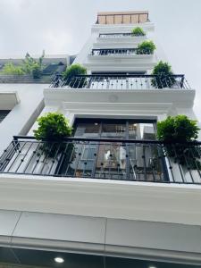 BỎ LỠ LÀ TIẾC ,NHÀ MỚI LÂM HẠ GARA Ô TÔ PHÂN LÔ ,Ô TÔ TRÁNH