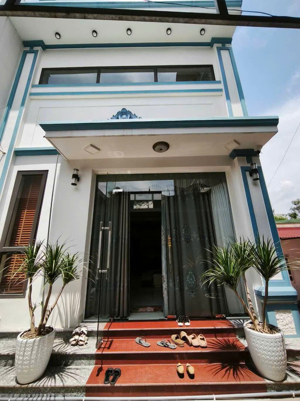 Ở NGAY NGỌC KHÁM - THUẬN THÀNH      EM CÓ MỘT CĂN NHÀ - Ô TÔ ĐỖ CỬA - 20M RA ĐƯỜNG Ô TÔ TRÁNH