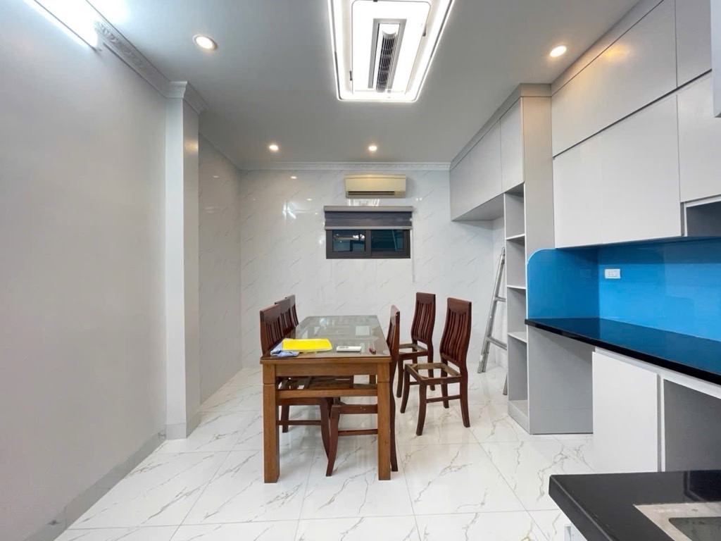 BÁN NHÀ TAM KHƯƠNG – 50/60M² – 5 TẦNG – 2 MẶT THOÁNG – GIÁ 12 TỶ – HIẾM CÓ ĐỐNG ĐA