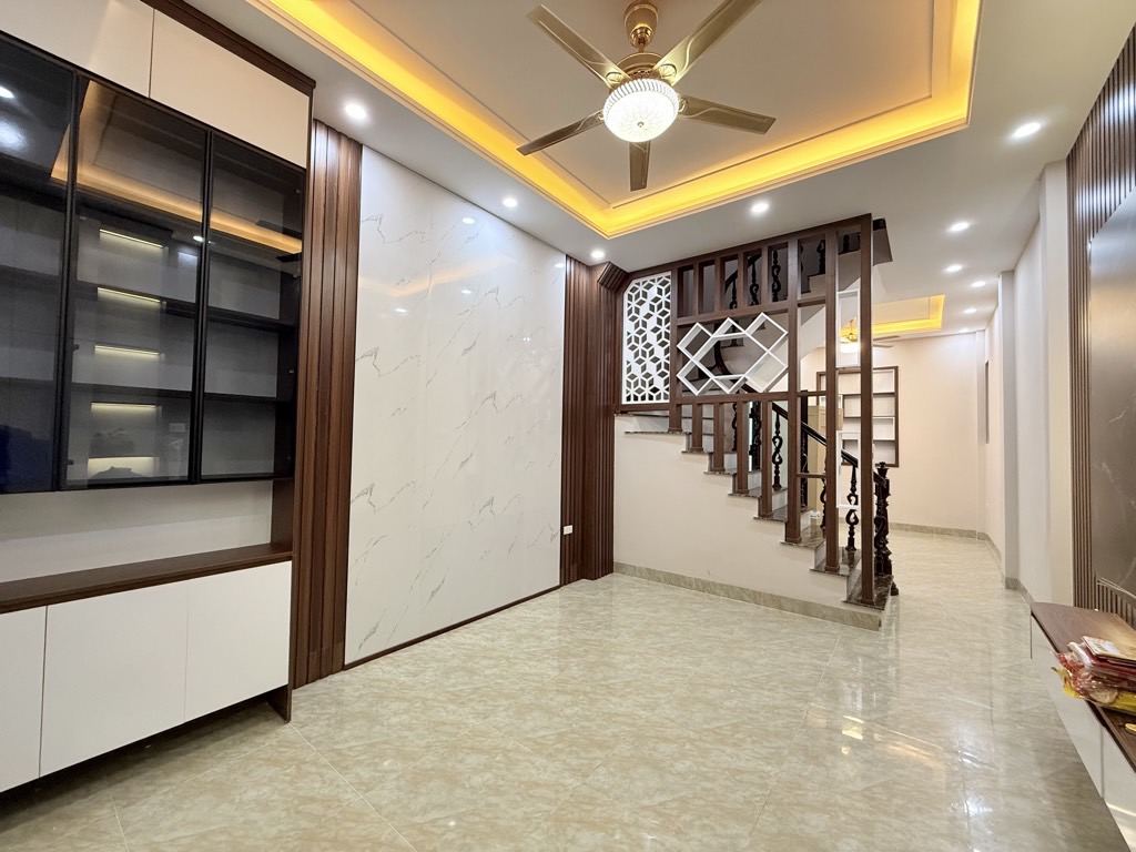 TRUNG TÂM THANH XUÂN – NHÀ MỚI ĐẸP LONG LANH – NGÕ NÔNG GẦN PHỐ – 20M RA Ô TÔ