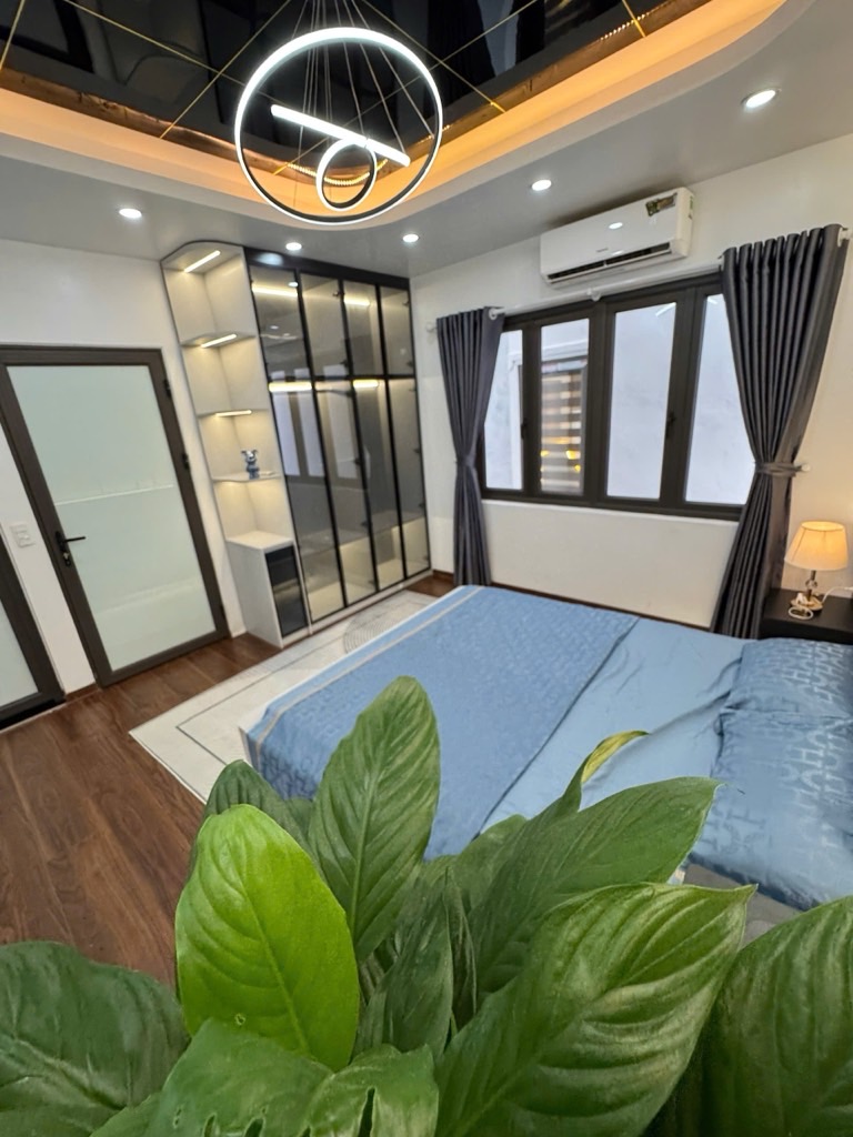 Lô Góc, Hàng Cực Siêu Hiếm Còn Sót Lại, Xây Mới 100%, Siêu Đẹp, 5 Tầng 3 Ngủ , Gần Phố, 3 Thoáng Trước Sau