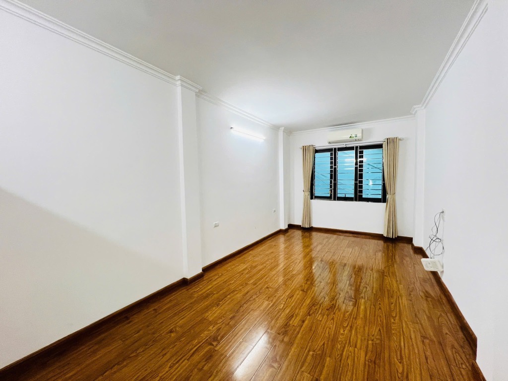HIẾM TRÊN THỊ TRƯỜNG – SIÊU PHẨM PHÂN LÔ LÊ TRỌNG TẤN – NGÕ Ô TÔ – 5M RA PHỐ 