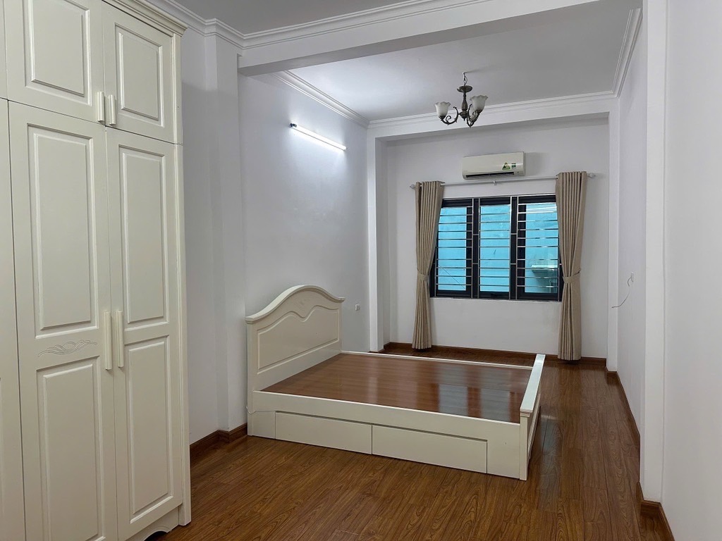 HIẾM TRÊN THỊ TRƯỜNG – SIÊU PHẨM PHÂN LÔ LÊ TRỌNG TẤN – NGÕ Ô TÔ – 5M RA PHỐ 