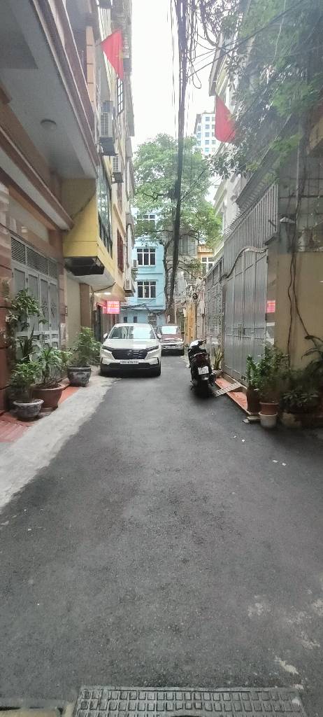 NHÀ ĐẸP NGUYỄN TRÃI – 40M² – 4 TẦNG – SỔ VUÔNG ĐẸP – GIÁ 11,5 TỶ