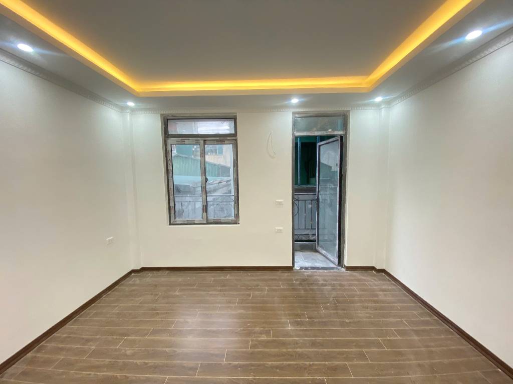 NHÀ ĐẸP NGUYỄN TRÃI – 40M² – 4 TẦNG – SỔ VUÔNG ĐẸP – GIÁ 11,5 TỶ