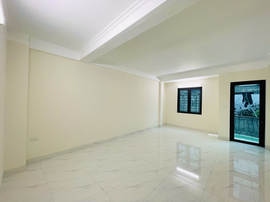 PHÂN LÔ QUÂN ĐỘI - Ô TÔ TRÁNH SÁT NHÀ - 2 THOÁNG TRƯỚC SAU - NGÕ NÔNG GẦN PHỐ - TIỆN ÍCH BẠT NGÀN - Ở SƯỚNG