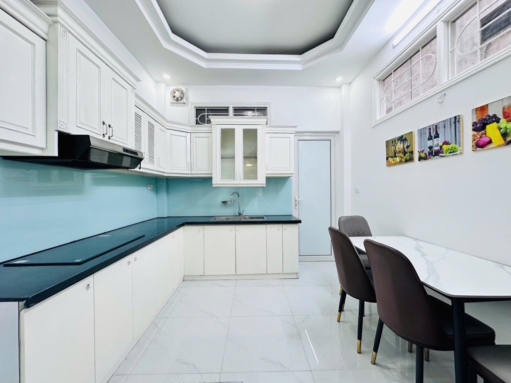NHÀ DÂN XÂY KCBT CHẮC CHẮN – LÔ GÓC – NGÕ THÔNG – KINH DOANH – QUAN HOA, CẦU GIẤY