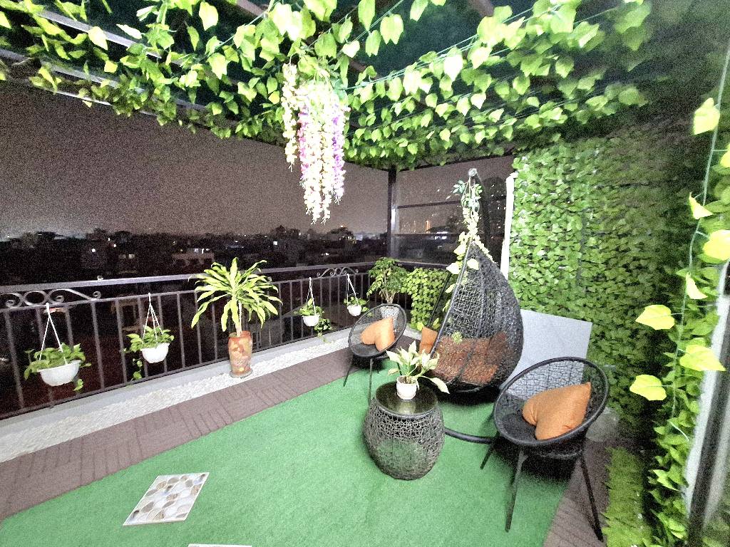 HOA HẬU 7 TẦNG THANG MÁY – THÔNG SÀN – PHÂN LÔ QUÂN ĐỘI – TOÀN QUAN CHỨC Ở  – VỪA Ở VỪA CHO THUÊ TRUNG TÂM DẠY TIẾNG ANH – DÒNG TIỀN TỐT