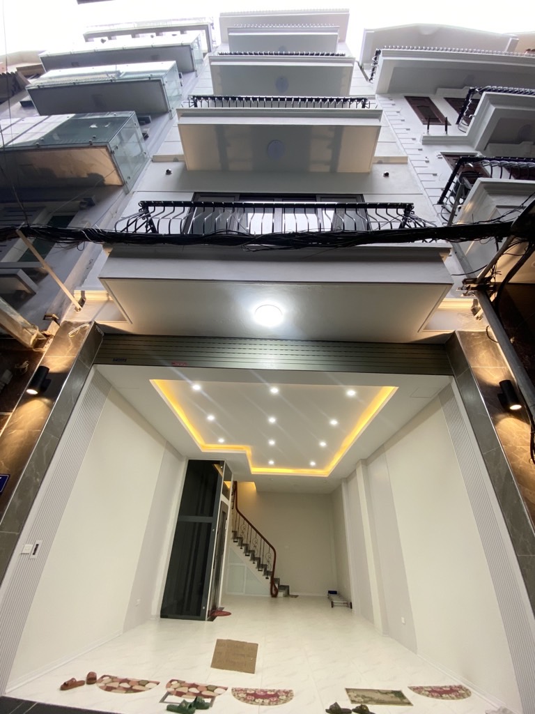 BÁN NHÀ PHÂN LÔ BTL ĐẶC CÔNG – 6 TẦNG THANG MÁY – GARA Ô TÔ – NHÀ ĐẸP HIẾM TẠI VƯƠNG THỪA VŨ, THANH XUÂN