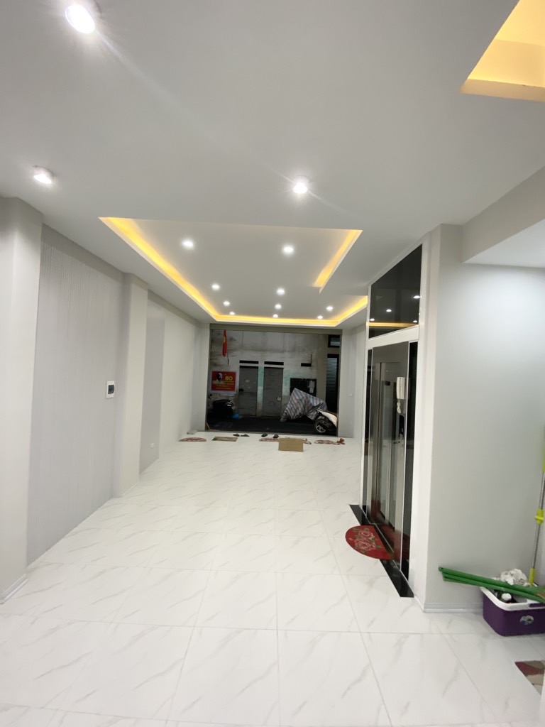 BÁN NHÀ PHÂN LÔ BTL ĐẶC CÔNG – 6 TẦNG THANG MÁY – GARA Ô TÔ – NHÀ ĐẸP HIẾM TẠI VƯƠNG THỪA VŨ, THANH XUÂN