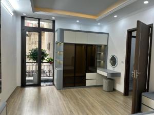Hơn Cả Một Ngôi Nhà – Tổ Ấm Hiện Đại Giữa Lòng Thanh Xuân, 5 Tầng Sang Trọng