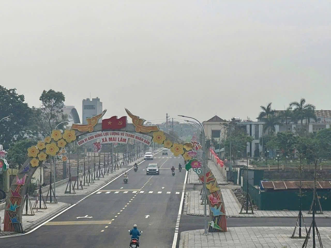 BÁN NHÀ CỰC HIẾM ĐÔNG ANH 38M- 5 TẦNG SIÊU ĐẸP NHỈNH 2,5 Tỷ  - MẶT TIỀN RỘNG - Ô TÔ ĐỖ CỔNG- KO LỖI PHONG THỦY