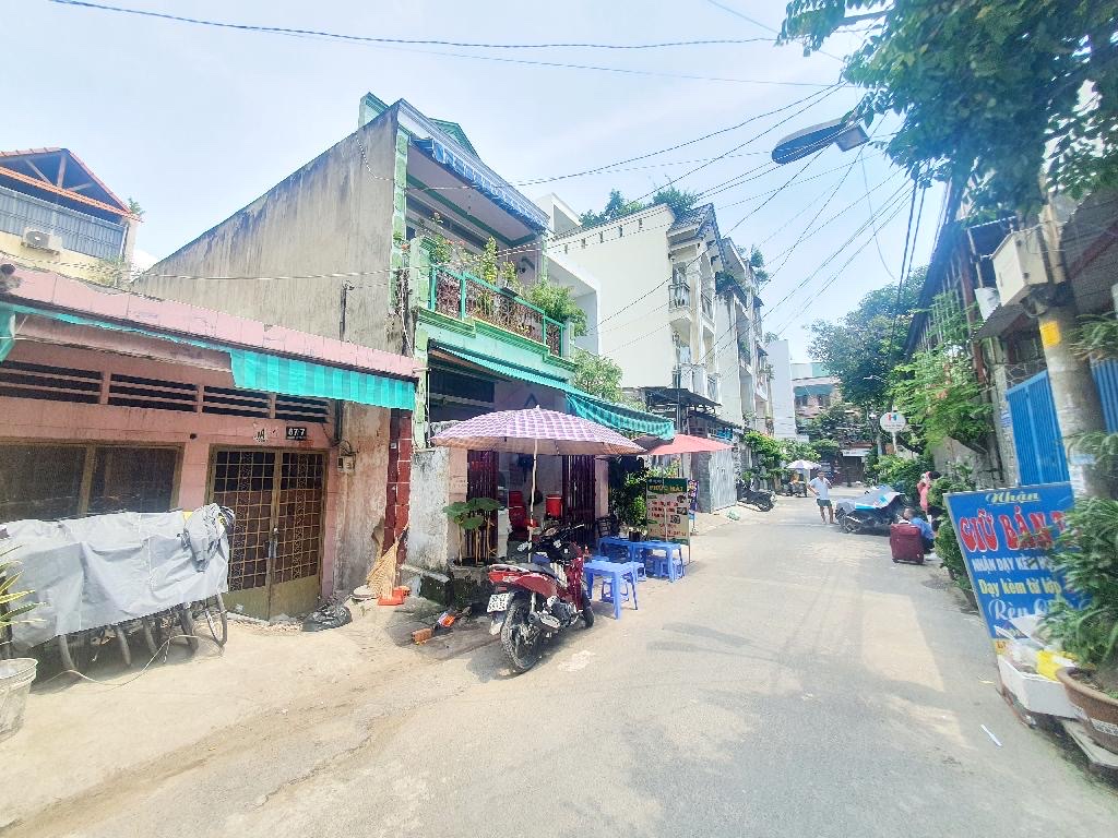 BÁN NHÀ GẦN NGAY ĐƯỜNG NHỰA 8M – KHU PHÂN LÔ BÀN CỜ, NGAY CHUNG CƯ QUÂN KHU 7, P. TRUNG MỸ TÂY, Q12, DIỆN TÍCH 4M X 15M, 1 TRỆT, GIÁ CHỈ 5.25 tỷ