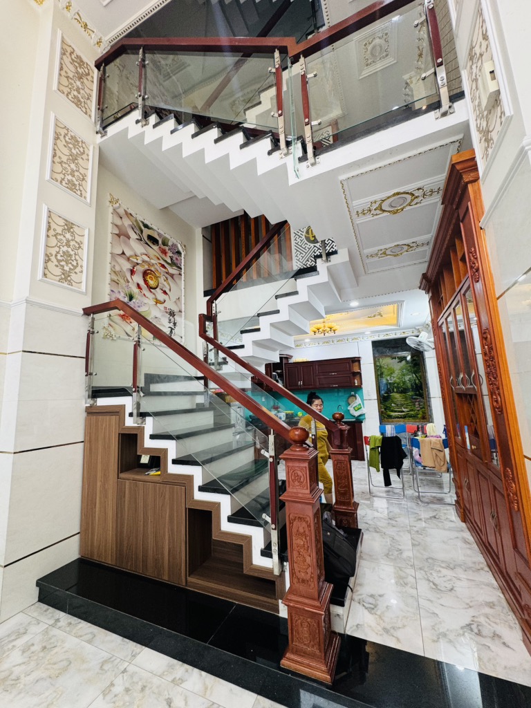 KHU PHÂN LÔ TÂN TẠO - NHÀ ĐẸP 5 TẦNG Ở VÀ KINH DOANH - TIỆN DI CHUYỂN GIÁ TRỊ TƯƠNG LAI