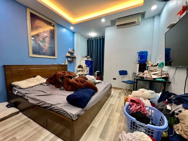 TÀI CHÍNH GẦN 11TỶ BẠN SẼ SỞ HỮU ĐƯỢC NHÀ 4 TẦNG TRONG NGÕ CHỢ KHÂM THIÊN - LÕI ĐÊ LA THÀNH - XÃ ĐÀN.