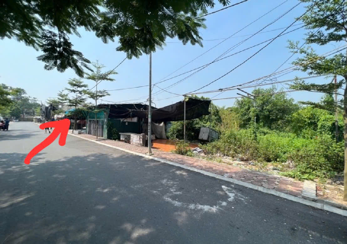 BÁN ĐÁT TẶNG NHÀ, LỆ CHI, GIA LÂM HÀ NỘI, 244M2, MT7.5M, 1.2 TỶ