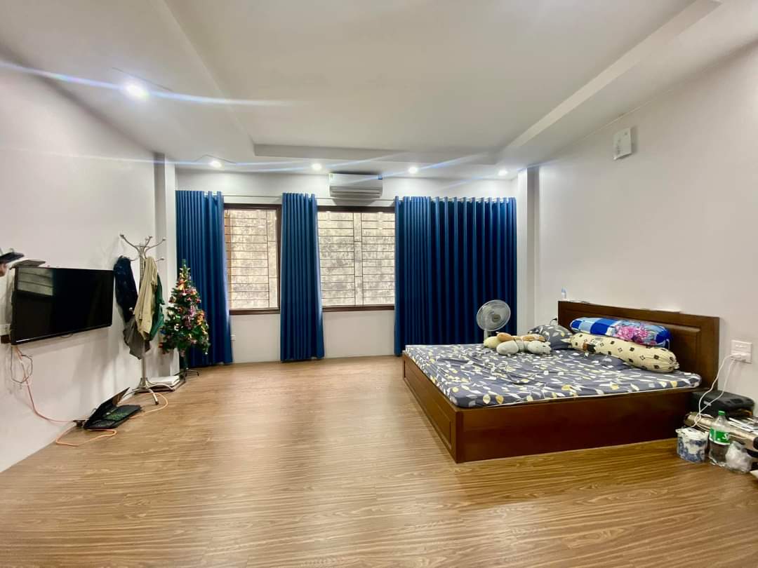 Bán nhà Ngọc Thuỵ dân xây - ô tô đỗ cửa 52m x MT 5m vuông vắn thoáng mát  chỉ 6 tỷ 2