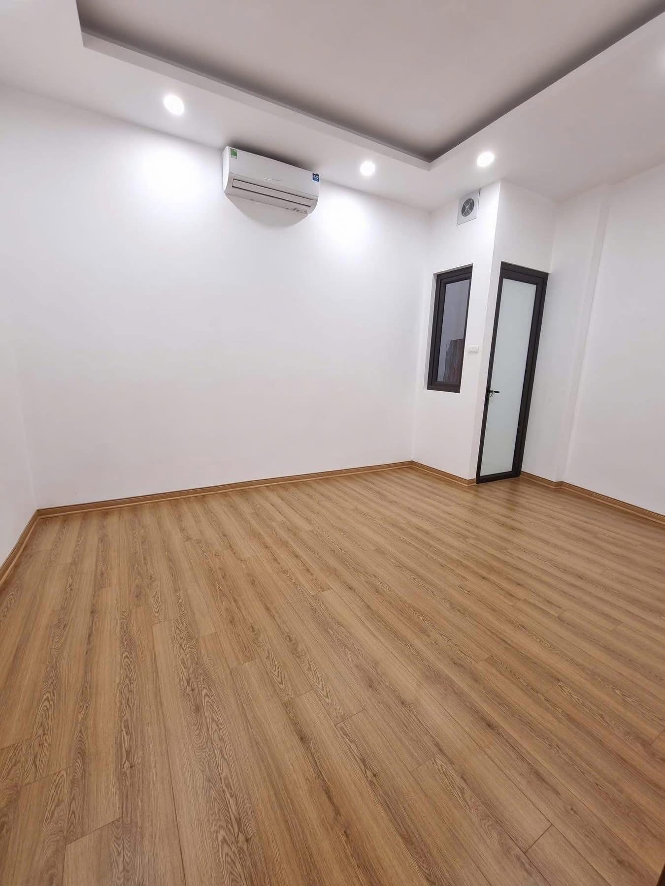 NHÀ ĐẸP GIÁ TỐT TẠI QUẬN 8