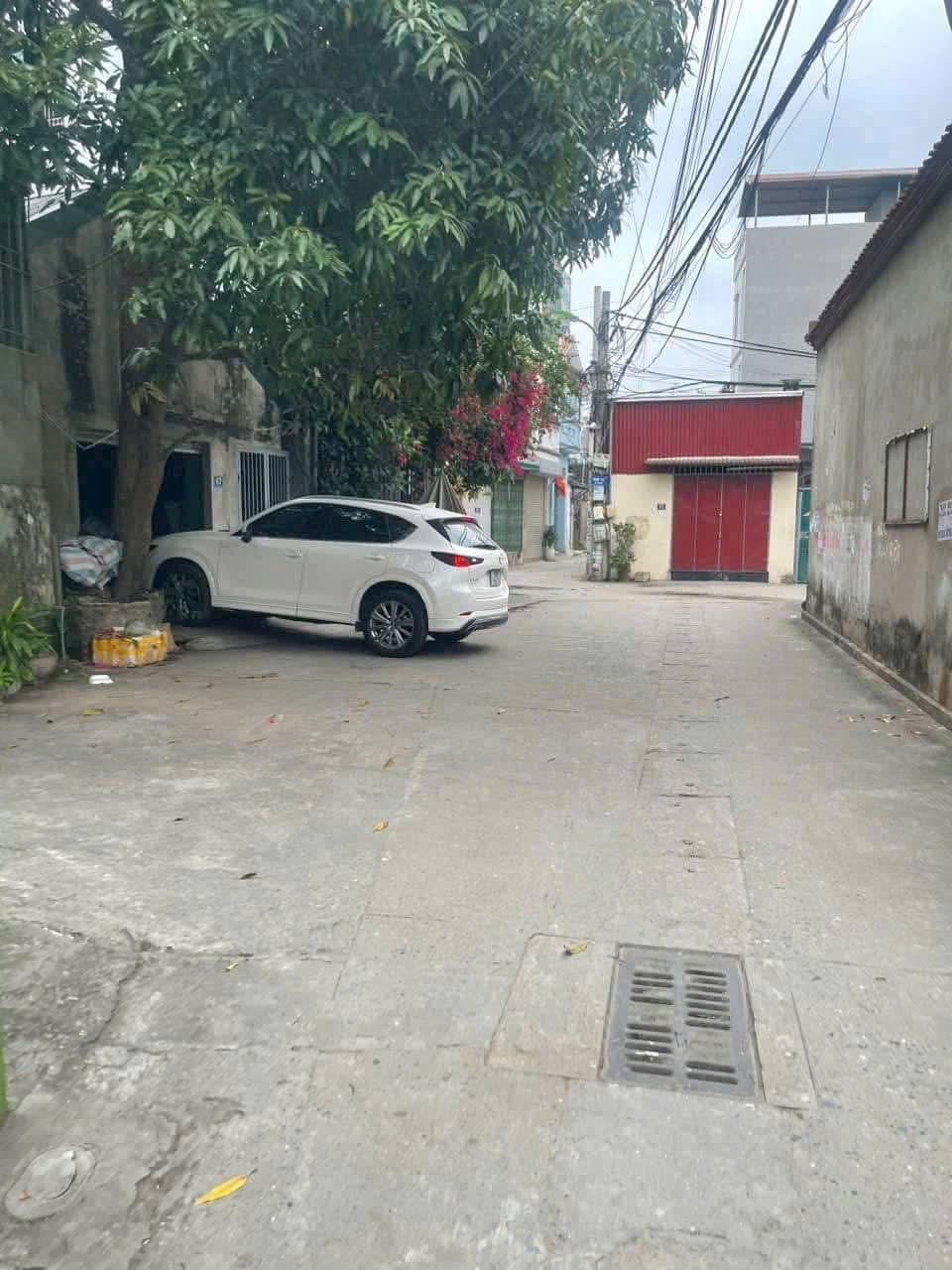 Cụ Vĩnh NHỜ BÁN NHÀ CẤP 4 Xuân Đỉnh -40m