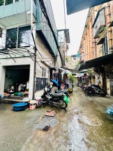 NHÀ NAM ĐỒNG - OTO ĐỖ CỬA