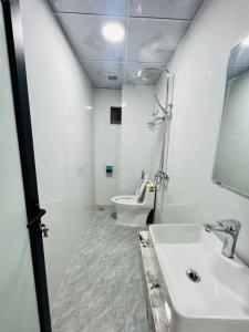 NHÀ VĂN CHƯƠNG - THANG MÁY - 36 M2 CHỈ 7,9 TYT