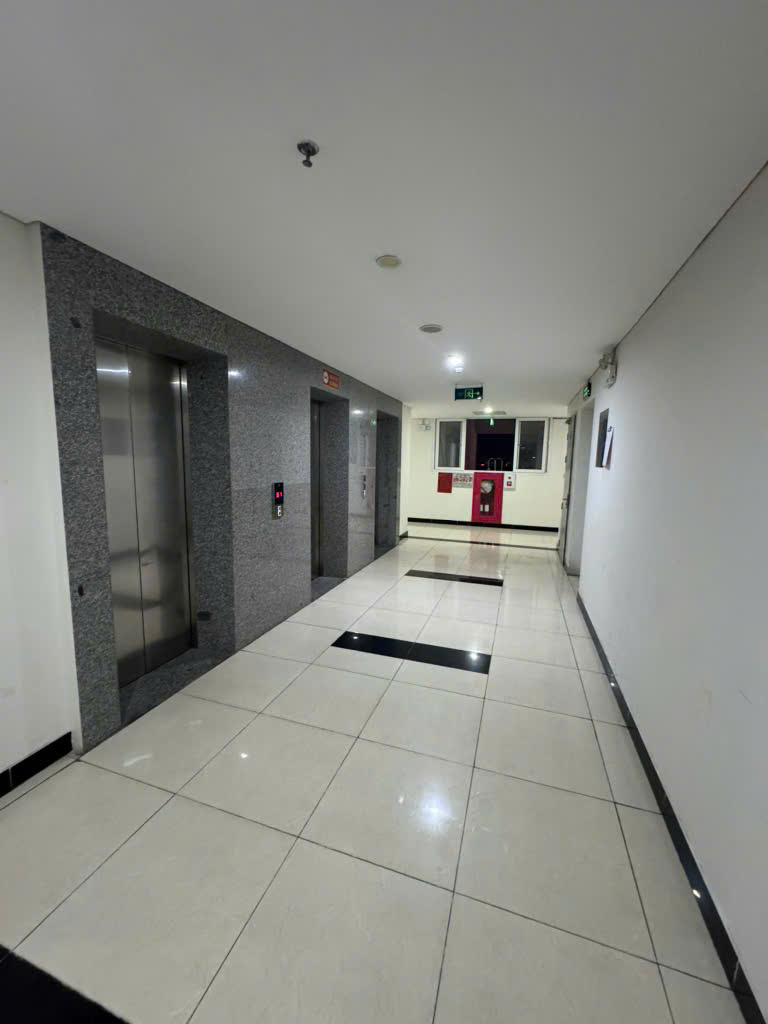 bán căn hộ chung cư toà Cowa 199 Hồ Tùng Mậu 100m2 giá 6.82 tỷ