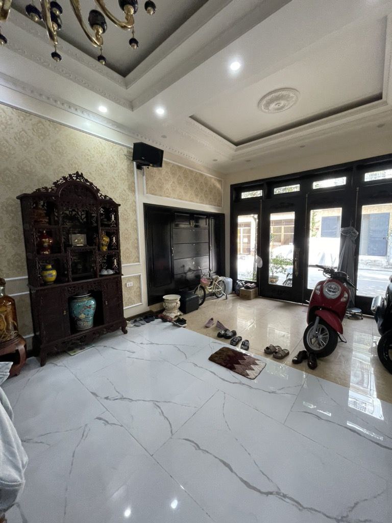 BÁN NHÀ LIỀN KỀ 5 TẦNG TẠI KĐT VĂN PHÚ, HÀ ĐÔNG - FULL NỘI THẤT – 90m2, 20.x TỶ
