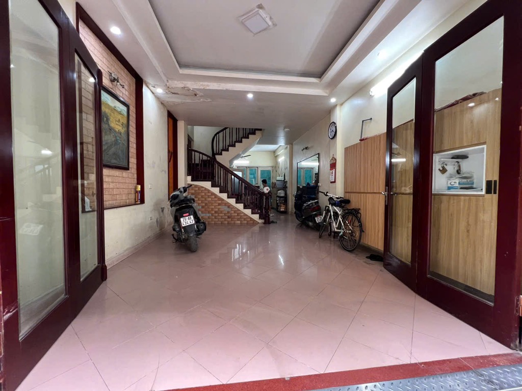BÁN NHÀ LIỀN KỀ KĐT VĂN QUÁN, HÀ ĐÔNG, OTO ĐỖ CỬA, 64M2, 19.X TỶ