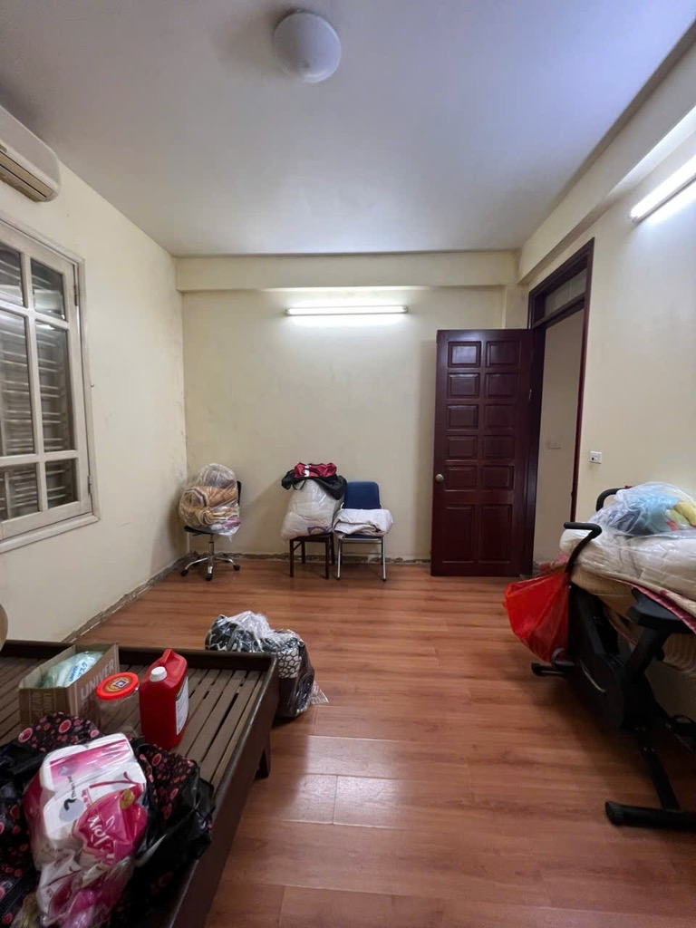 BÁN NHÀ LIỀN KỀ KĐT VĂN QUÁN, HÀ ĐÔNG, OTO ĐỖ CỬA, 64M2, 19.X TỶ