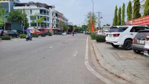 Đất nằm ở Trung tâm xã Tiên Dương - Đông Anh. 77m2 5 tỷ cực rẻ.