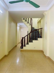 BÁN GẤP NHÀ NAM DƯ, 30M2, 4 TẦNG 4 NGỦ, GIÁ RẺ, SỔ VUÔNG VẮN