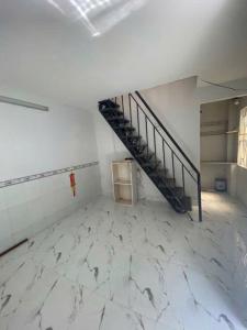Bán nhà quận 7, gần Nguyễn Văn Quỳ, diện tích:17,5m2.nhỉnh 1 tỷ.