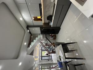 BÁN NHÀ RIÊNG Q.10 4 TẦNG OTO VÀO NHÀ HẺM 5M 4PN SỔ VUÔNG A4