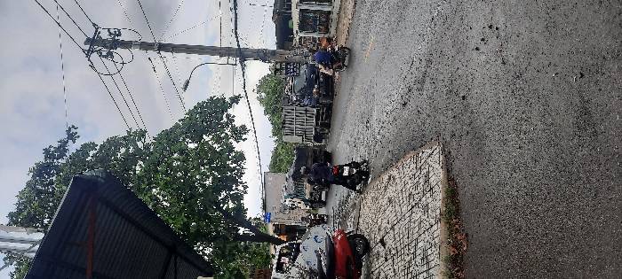 Đất trống , xây nhà theo sở thích ..